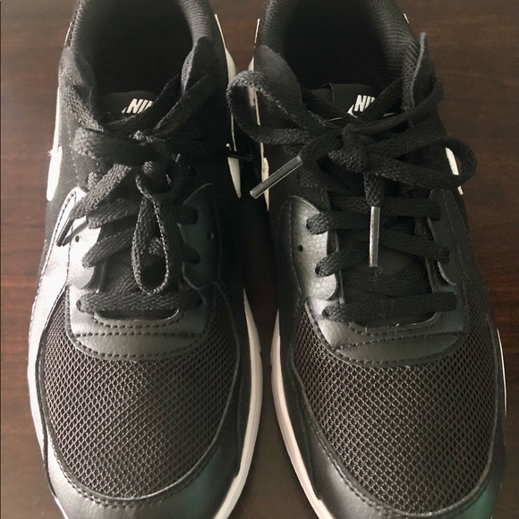 Nike AirMax Youth Size 5 - Picture 7 of 7